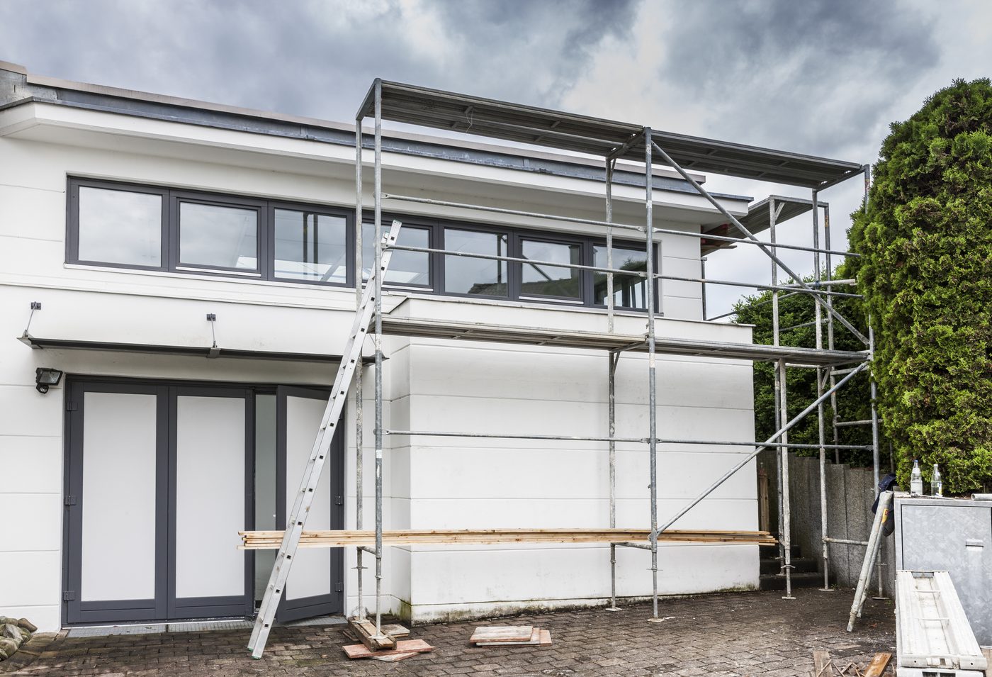 House façade with scaffolding